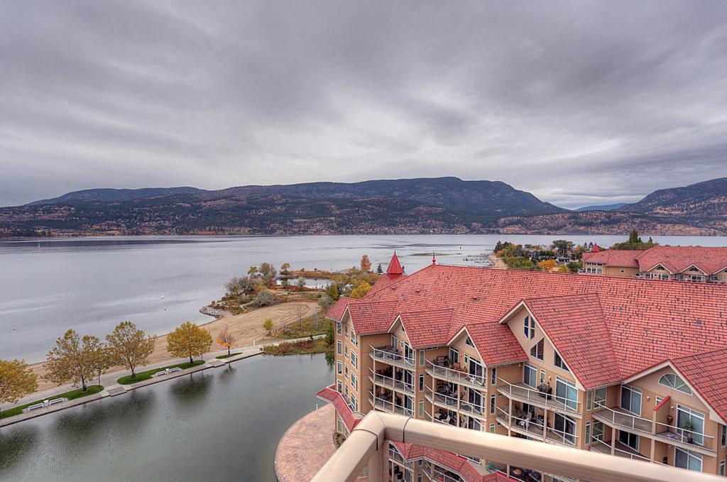 Sunset Waterfront Resort By Kelownacondorentals Exterior foto